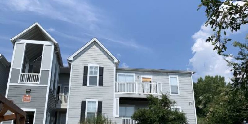 the-pointe-apartments-troy-alimg_1273-upscale-0.83x